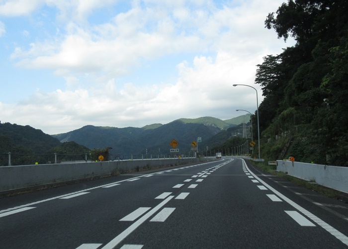 東名高速道路大井松田ic 足柄sa 右ルート